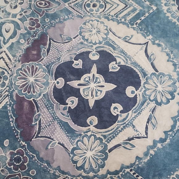 Pottery Barn Medallion Duvet Cover With Shams - Picture 5 of 8